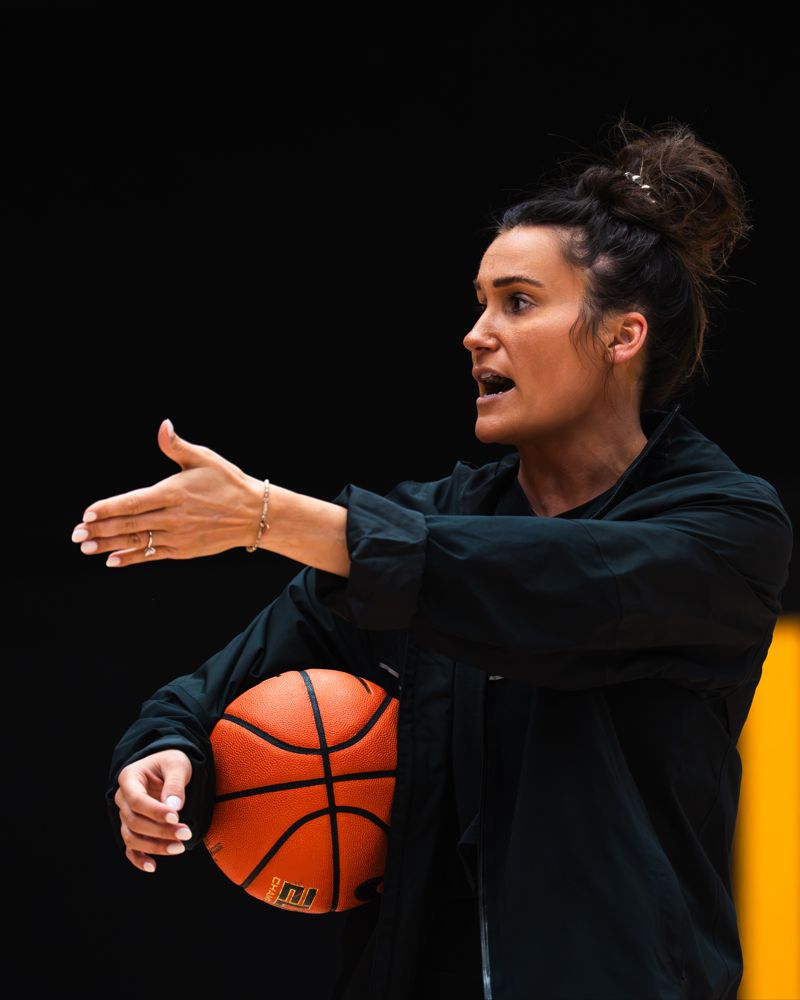 VCU women’s basketball head coach Chelsea Banbury directs a drill at practice